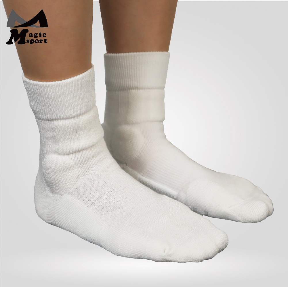 https://www.magicsport-tech.com/wp-content/uploads/2022/06/JG-985_Non-Binding-Arch-Support-Diabetic-Above-Ankle-Socks-02.jpg